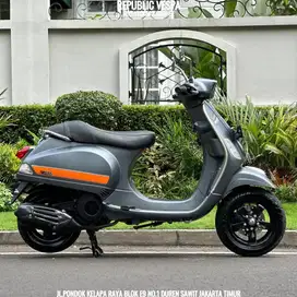 PIAGGIO VESPA S 125 IGET WARNA ABU ABU GOOD CONDITION