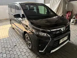 Toyota Voxy At 2019 Bensin
