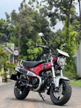 Honda dax 2023 km 270 perak ( monkey supercub ct125 ct 125 supercup )