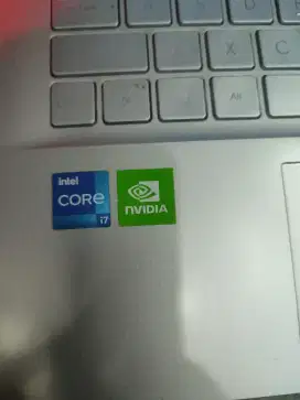 Asus vivobook K413eq core i7