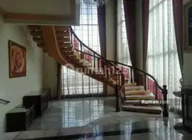 Rumah Pluit Utara Raya Posisi Hook 2 LantaI