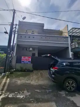 RUMAH MINIMALIS 2 LANTAI