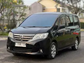 Nissan Serena 2.0 X AT Nik 2014 Termurah DP Minim
