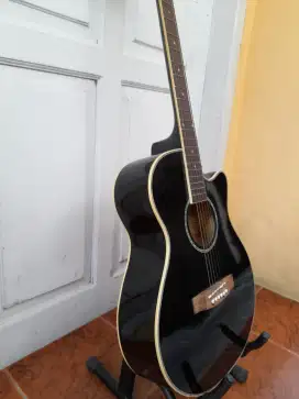 Gitar akustik legacy hitam like new
