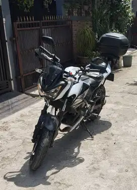 Kawasaki Z250 2014 low KM
