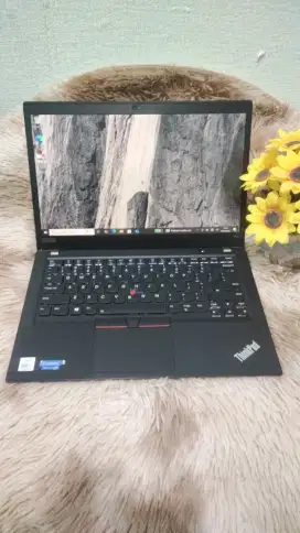 Thinkpad T14s/Core i7-10510/Ram 16GB/SSD 256/14 Touch FHD IPS cakep