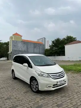 Honda Freed E PSD 2015