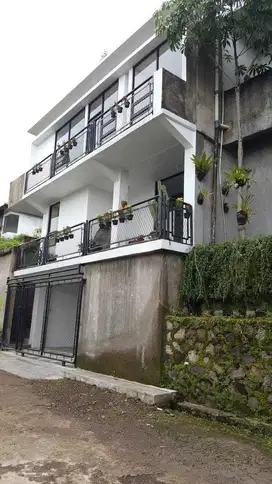 Dijual Rumah Mewah Modern Strategis Di Daerah Bojongkoneng Ciwastra