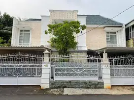 Jual Rumah Cantik Mampang Prapatan Jakarta Selatan