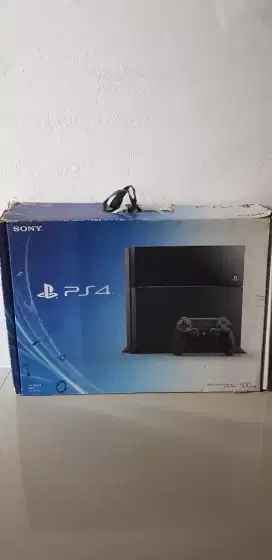DI JUAL PS 4 FAT 500 GB