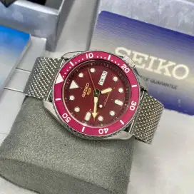 [For Sale] Seiko 5 Sports Automatic da date SRPD69K1 red with mesh