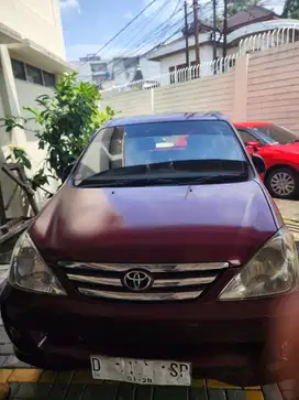 Bismillah Jual Toyota Avanza Tahun 2004 Merah Marun