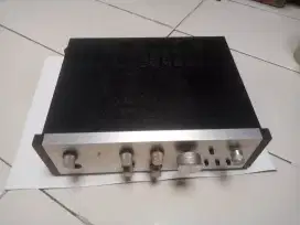 Vintage power Pioneer amplifier SA-700