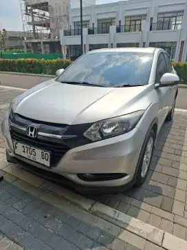 HRV 2015 E tangan 1