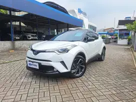 Low KM Toyota CHR 1.8 Hybrid-AT 2022 UIF