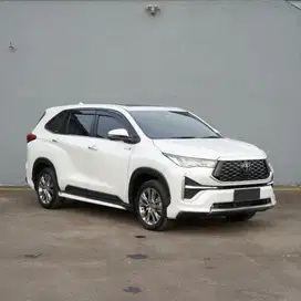 Toyota Innova Zenix Q Hybrid Th 2023 Modelista (km 9rb)