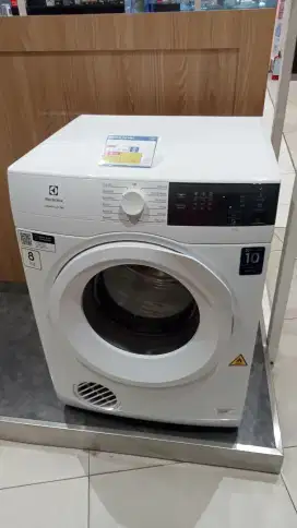 Free 1 kali cicilan MESIN CUCI ELECTROLUX