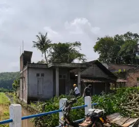 Jual Rumah Berserta Tanah Sawah