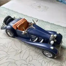 Diecast mercedes 500K roadsters 1936 burago thailand