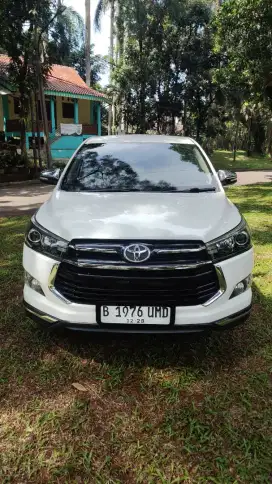 Innova venturer bensin matic 2017