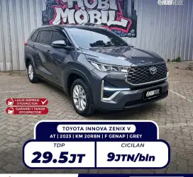 Innova Zenix V 2.0 AT Thn 2023