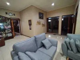 Dijual Rumah 2 Lantai Bagus di Taman Kopo Indah, Bandung