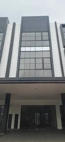 Termurah Ruko 3 Lantai Limited Parkir On Street Sebelah Aeon Mall JGC