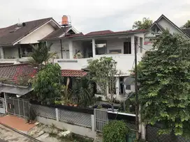 DIJUAL RUMAH MEWAH 2 LT, DI LEBAK BULUS JAKSEL