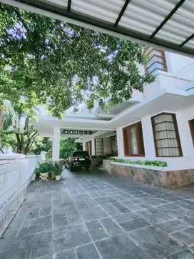 Rumah mewah cantik luas hook ada swim pool d pondok indah jakarta sel