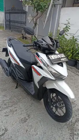 Honda Vario 125 LED CBS ISS tahun 2018.
