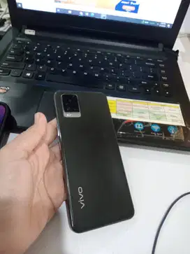 DIJUAL CEPAT BUTUH YANG SERIUS VIVO V20 8/128 LENGKAP+ORI