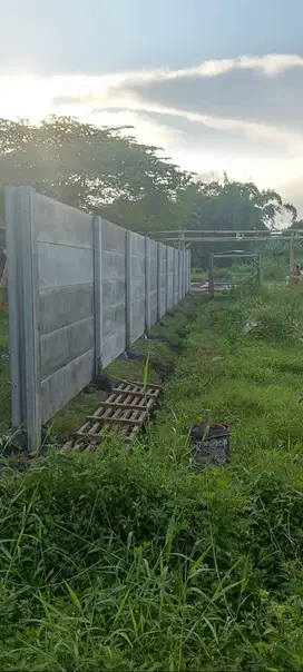 Jasa penjualan dan pemasangan pagar beton