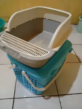 Litter Box + Pet Cargo