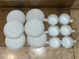 SET GELAS CANGKIR DAN PIRING KECIL ELEGAN MERK KRISHOME