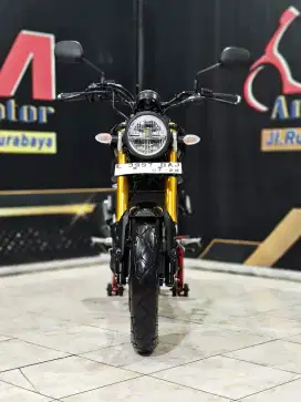 Yamaha XSR 155 VVA TH 2023 metalic black elegant jos