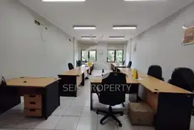 DISEWAKAN RUKO RENDENG 3 LANTAI DI MAINROAD GATSU BDG