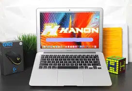 Macbook Air 13 2015 [13.3″ | Core i5 | 8GB | 512GB]
