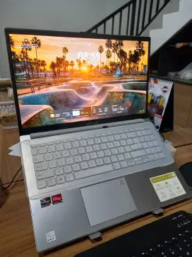 ASUS Vivobook GO 15 OLED E1504FA (baru pemakaian 6 bulan)