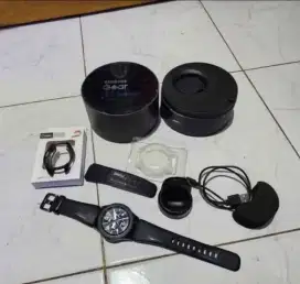 Jam Smartwatch Samsung gear s3 frontier