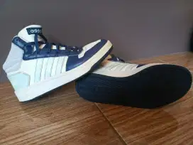 Sepatu Wanita / Anak