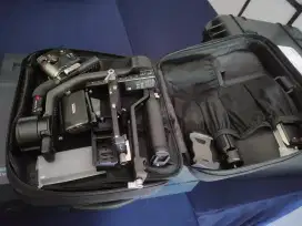 Gimbal dji ronin rs4 combo pro