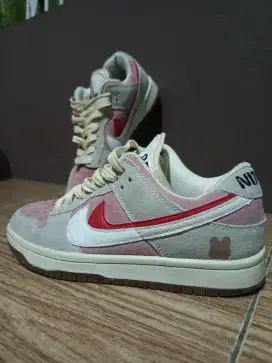 Sepatu Wanita / Anak