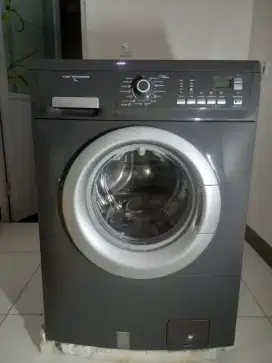 Mesin cuci Electrolux
