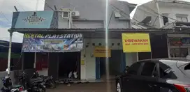 Toko Strategis Disewakan – Samping Alfamart, Pinggir Jalan Raya!