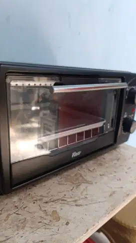 Oven Kris 10 L (Masih sangat bagus)