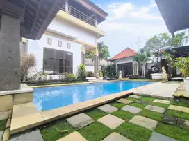 Villa Dijual Jalan Kaki Ke Pantai di Tanjung Benoa, Nusa Dua, Bali