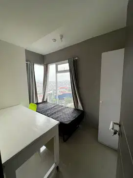 For Rent T Plaza 2Br 45m2 w AC and kitchen set only for 5 Mio