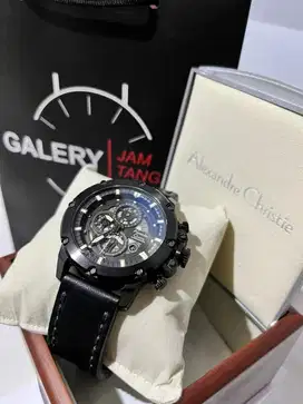 Jam tangan msih bergaransi