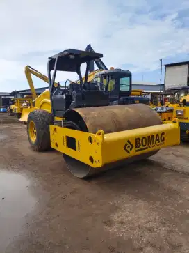 Vibro Bomag BW211D-40 Tahun 2016