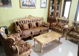 Kursi jati mahkota mewah